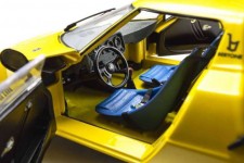 LANCIA Stratos HF 1975 Yellow - Kyosho Escala 1:18 (08130Y)
