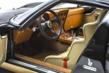 LAMBORGHINI Miura SVR 1970 Black/Gold - Kyosho Scale 1:18 (08319BKG)