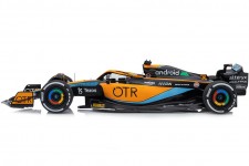 McLaren MCL36 Mercedes GP Australia 2022 D. Ricciardo - With Showcase - Spark Scale 1:18 (18s758)