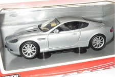 ASTON MARTIN DB9 Coupe 2004 Silver - MondoMotors Escala 1:18 (50043S)