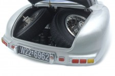 MERCEDES-Benz 300 SLR Coupe T1 RAC Tourist Trophy 1955 - CMC Escala 1:18 (M-245)