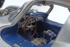MERCEDES-Benz 300 SLR Coupe T1 RAC Tourist Trophy 1955 - CMC Escala 1:18 (M-245)