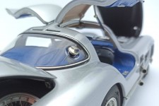 MERCEDES-Benz 300 SLR Coupe T1 RAC Tourist Trophy 1955 - CMC Escala 1:18 (M-245)