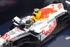 RED BULL RB16B 3rd Turkish GP 2021 Sergi Perez - Minichamps Scale 1:43 (410211611)