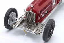 AFLA ROMEO Tipo B P3 Ganador GP Italia 1932 Tazio Nuvolari - CMC Scale 1:18 (M-219)