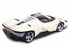 FERRARI Daytona SP3 2022 White - Bbruago Escala 1:18 (16912W)