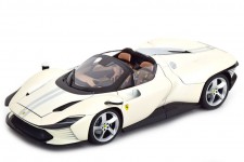 FERRARI Daytona SP3 2022 White - Bbruago Escala 1:18 (16912W)
