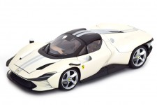 FERRARI Daytona SP3 2022 White - Bbruago Escala 1:18 (16912W)
