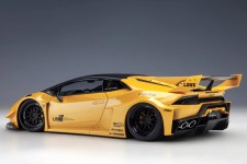 LAMBORGHINI Huracan Liberty Walk LB Silhouette Works GT 2018 - AutoArt Escala 1:18 (79127)