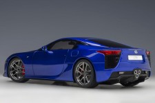 LEXUS LFA Coupe 2012 Pearl Blue - AutoArt Scale 1:18 (78858)
