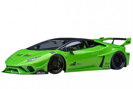 LAMBORGHINI Huracan GT Liberty Walk LB Silhouette 2019 Pearl Green - AutoArt Scale 1:18 (79128)
