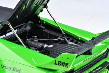 LAMBORGHINI Huracan GT Liberty Walk LB Silhouette 2019 Pearl Green - AutoArt Scale 1:18 (79128)