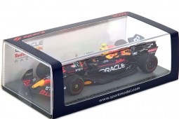 RED BULL RB18 Winner GP Singapore 2022 Sergio Perez - Spark Scale 1:43 (s8560)