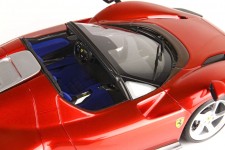 FERRARI DAYTONA SP3 Icona Series 2022 Metallic Red Magma - BBR Escala 1:18 (P18214A)
