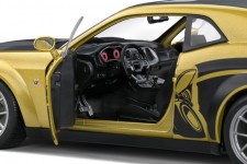 DODGE CHALLENGER R/T Scat Pack Widebody Streetfighter Goldrush 2020 - Solido Scale 1:18 (S1805707)