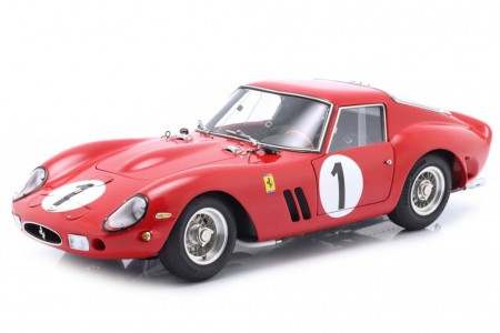 FERRARI 250 GTO Ganador 1000km Paris 1962 P. Rodriguez / R. Rodriguez - CMC Escala 1:18 (M-254)