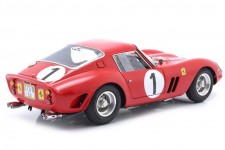 FERRARI 250 GTO Ganador 1000km Paris 1962 P. Rodriguez / R. Rodriguez - CMC Escala 1:18 (M-254)