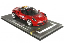 ALFA ROMEO 4C Safety Car WTCC 2014 - Con Vitrina - BBR Escala 1:18 (BOL28)