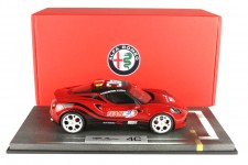 ALFA ROMEO 4C Safety Car WTCC 2014 - Con Vitrina - BBR Escala 1:18 (BOL28)