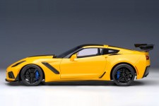 Chevrolet CORVETTE C7 ZR1 2019 Racing Yellow - AutoArt Scale 1:18 (71278)