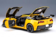 Chevrolet CORVETTE C7 ZR1 2019 Racing Yellow - AutoArt Scale 1:18 (71278)