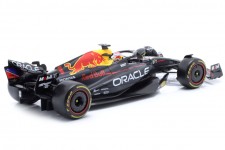 RED BULL RB19 Campeon del Mundo 2023 Max Verstappen - Bburago Escala 1:18 (18003V)