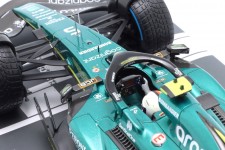 ASTON MARTIN AMR22 GP Monaco 2022 Sebastian Vettel - Minichamps Escala 1:18 (117220305)