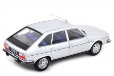 RENAULT R30 TX 1979 Silver - Norev Escala 1:18 (185272)