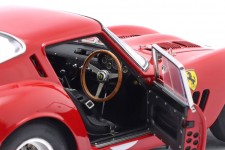 FERRARI 250 GTO RHD 2nd 1.000Km Paris 1962 Surtees / Parkes - CMC Escala 1:18 (M-249)