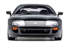 TOYOTA Supra MKIV (A80) 1993 Black - Con Elevador - LCD Escala 1:18 (LCD18020-BL)
