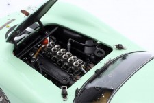 FERRARI 250 GTO RHD Ganador Goodwood 1962 - CMC Escala 1:18 (M-247)