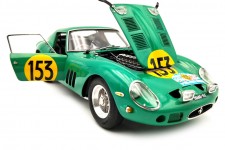 FERRARI 250 GTO RHD 4th Tour de France 1962 D. Piper / D. Marguiles - CMC Models Escala 1:18 (M-250)