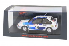 MAZDA 323 Rally Monte Carlo 1986 Carlsson / Bohlin - Spark Scale 1:43 (s6230)
