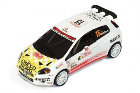 Fiat Abarth Grande Punto S2000O Burri-F.Gordon 7º en Rally MC 2009
