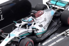 MERCEDES-AMG W13 1st Victory GP Brazil 2022 G. Russell - Minichamps Scale 1:43 (417222163)