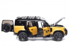 LAND ROVER Defender 110 Trophy Edition 2022 - Almost Real Scale 1:18 (ALM810810)