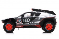 AUDI RS Q e-tron Rally Dakar 2022 C. Sainz / L. Cruz - Spark Scale 1:43 (s3187)