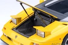 LAMBORGHINI Diablo SE30 Jota 1995 Superfly Yellow - AutoArt Escala 1:18 (79144)
