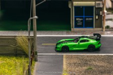 DODGE VIPER ACR Extreme 2016 Green - Tarmac Works Escala 1:64 (T64G-TL028-GR)