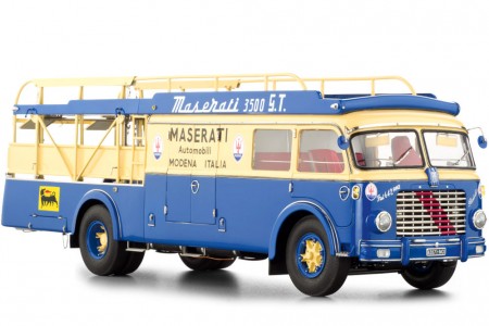 FIAT 642 RN2 Bartoletti Maserati Race Car Transporter 1957 - CMC Escala 1:18 (M-097)