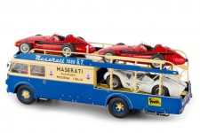 FIAT 642 RN2 Bartoletti Maserati Race Car Transporter 1957 - CMC Scale 1:18 (M-097)