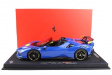 FERRARI SF90 XX Stradale Spider 2024 Blue - Incluye Vitrina - BBR Escala 1:18 (P18238A-V)