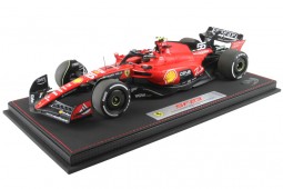 FERRARI SF23 Ganador GP Singapore 2023 C. Sainz - Incluye Vitrina - BBR Escala 1:18 (BBR231855DDIE-V)