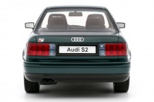 AUDI S2 Sedan 1993 Esmerald Green - OttoMobile Escala 1:18 (OT1101)