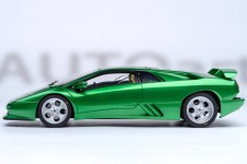LAMBORGHINI Diablo SE30 Anniversary Edition 1994 Green Metallic - AutoArt Escala 1:18 (79150) 