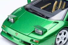 LAMBORGHINI Diablo SE30 Anniversary Edition 1994 Green Metallic - AutoArt Scale 1:18 (79150) 