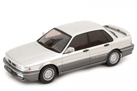 MITSUBISHI Galant VR-4 1987 Silver - Ixo Escala 1:18 (18CMC191)