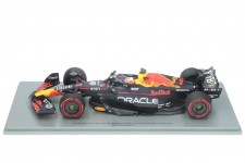 RED BULL RB19 40th Career Win GP Spain 2023 - Spark Escala 1:18 (18s905)