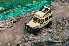 MERCEDES-AMG G63 4x4 Camping 2020 Beige / White - Tarmac Works Scale 1:64 (T64R-040-CAMP)