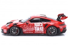 PORSCHE 911 (992) GT3 RS GetSpeed Race Taxi 2024 Red - Minichamps Escala 1:18 (110062040)